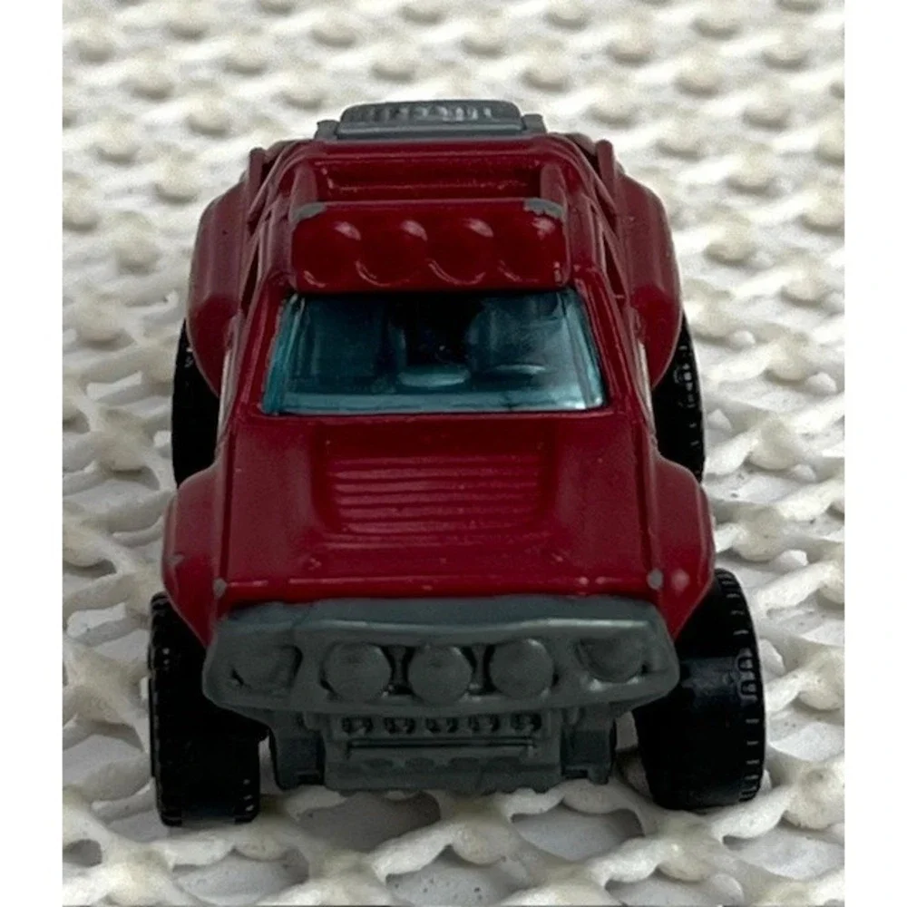 2016 MATCHBOX SONORA SHREDDER‎ #150 RED RACE TRUCK